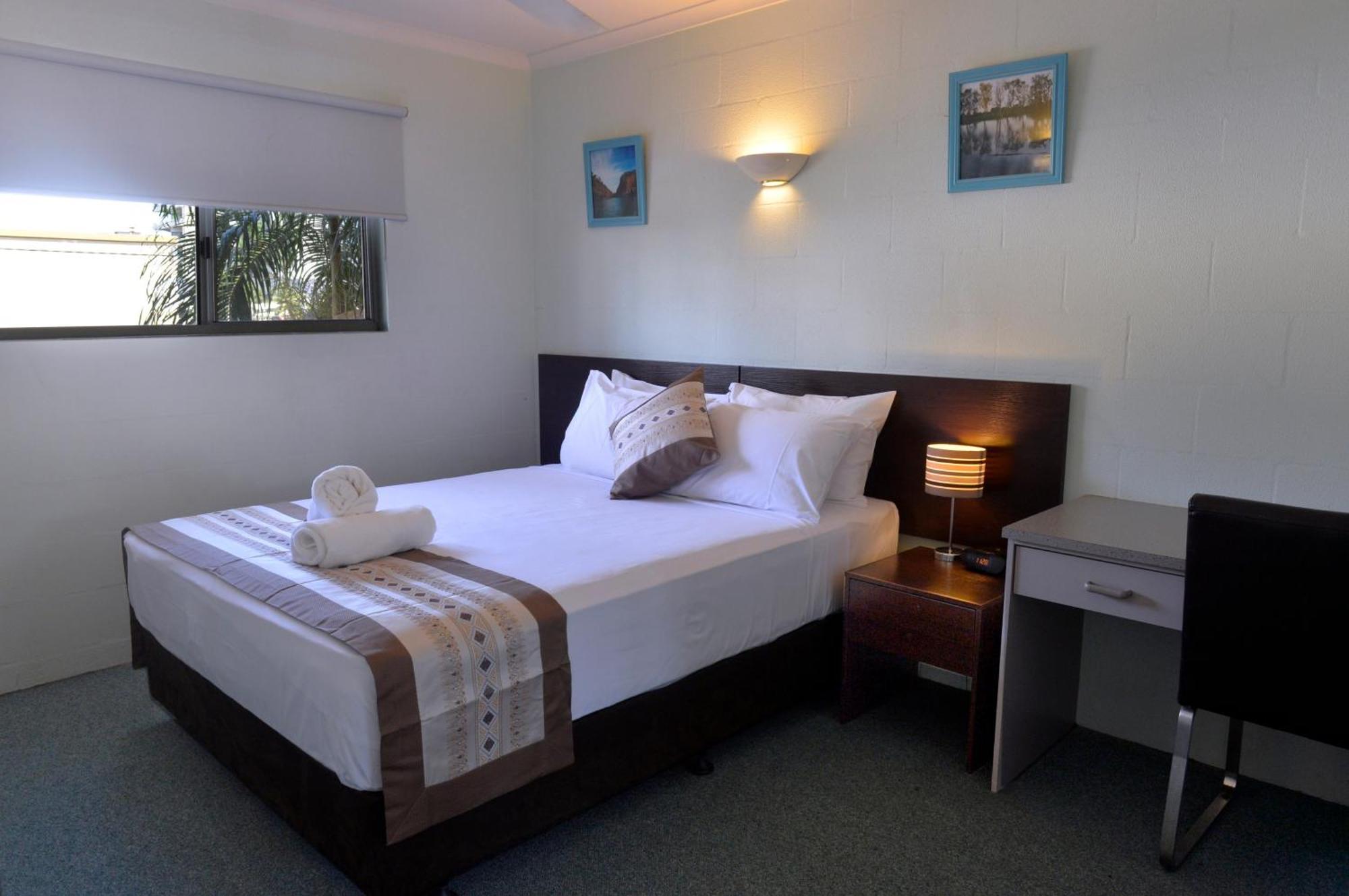 Two-Bedroom Apartment,1378255079:JPEG